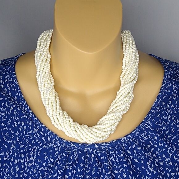 Necklace Pearl White 14 Strand Seed Bead Necklace - Picture 1 of 6